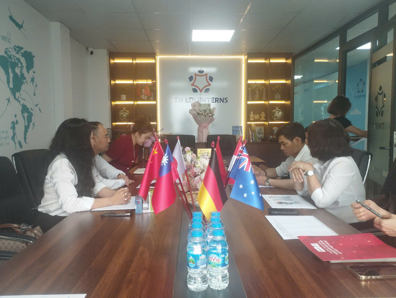 KHAI TRƯƠNG TỔNG PHÂN PHỐI THANH HÓA